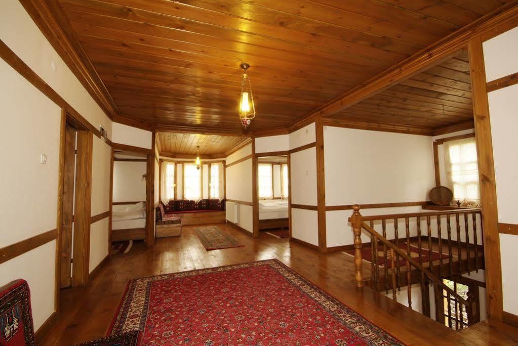 Kardelen Konaklari Hotel ซาฟรานโบลู ภายนอก รูปภาพ